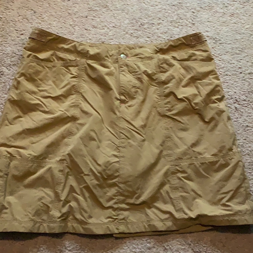 tan skirt